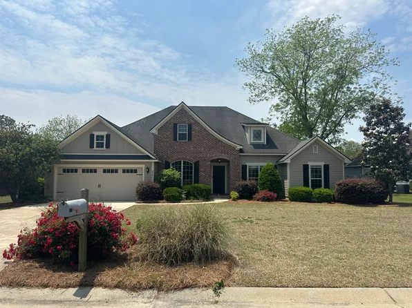 4561 Amelia Cir, Hahira, GA 31632