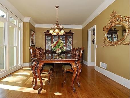5th image of 3780 Hedgecliff Ct