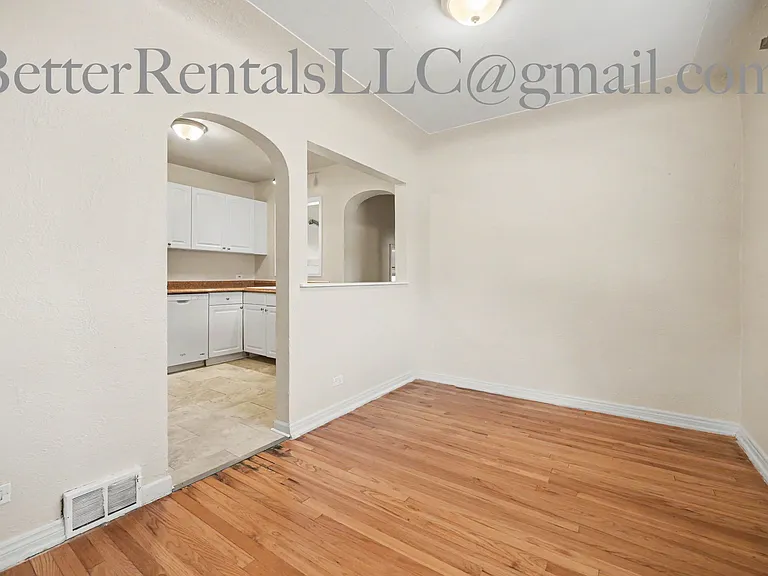 dining room off kitchen