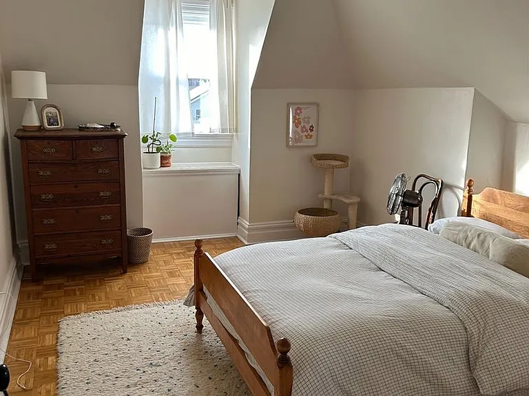123 Roup Ave — Photo 2