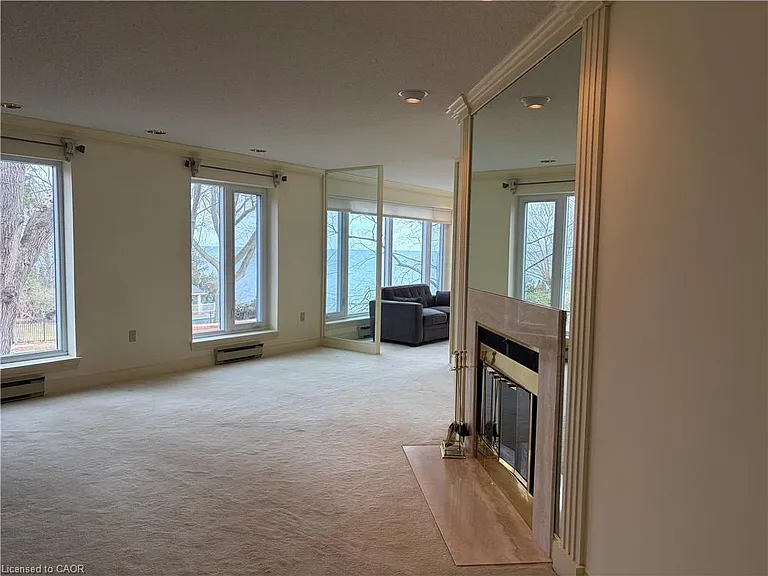 2220 Lakeshore Rd #25 — Photo 4