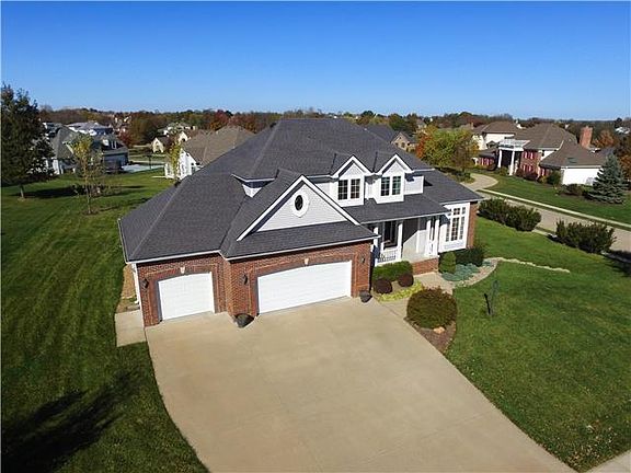 2nd image of 4707 Lakeridge Ct