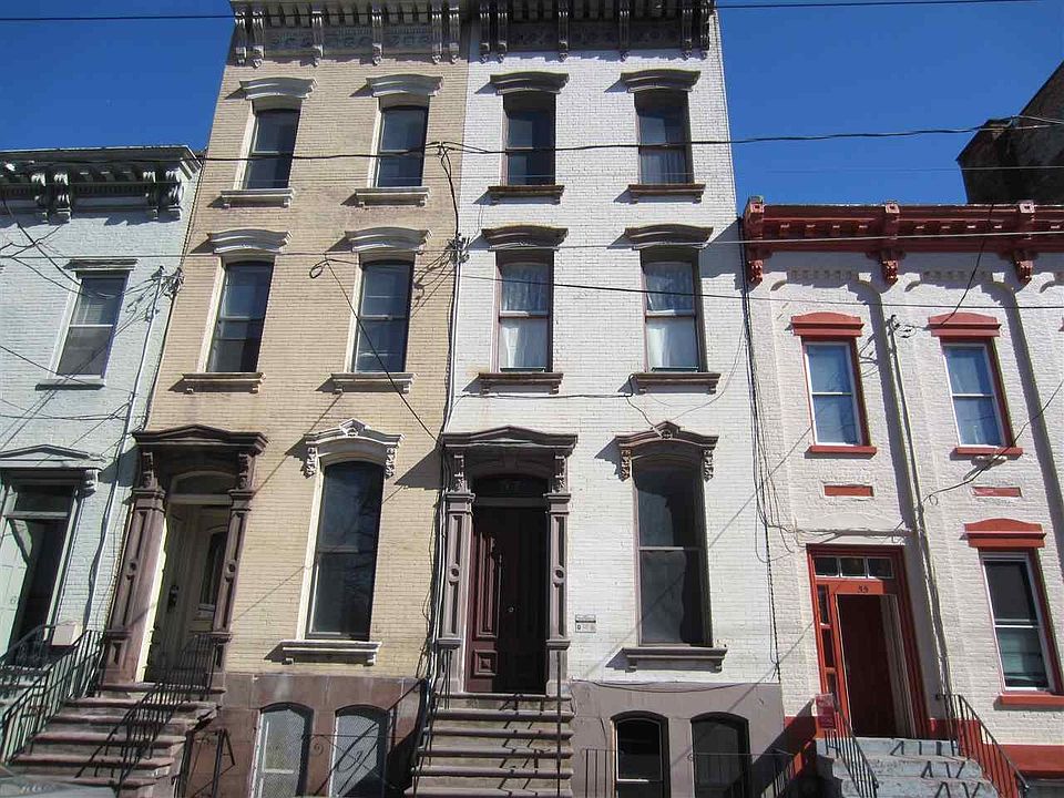 1st image of 57 Ten Broeck St