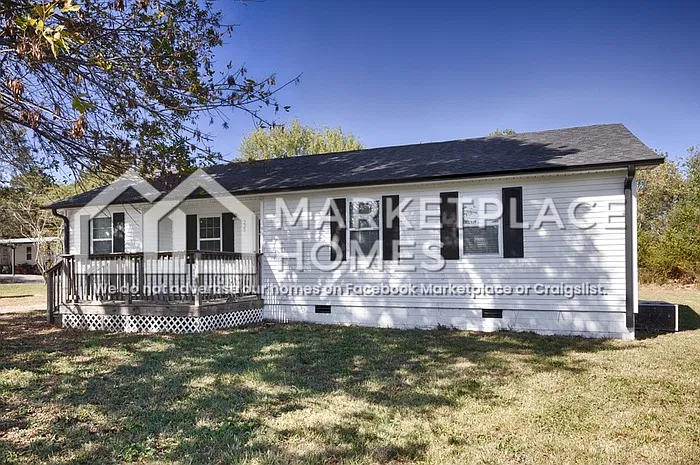 3 bed, 2.0 bath, 1080 sqft, $1,549 — Photo 2