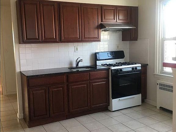 4th image of 6101 Castor Ave Floor 2