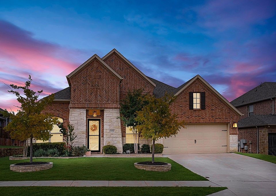 1st image of 1004 Uplands Dr