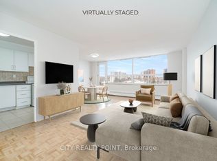 6200 Bathurst St #1504, Toronto, ON M2R 2A3