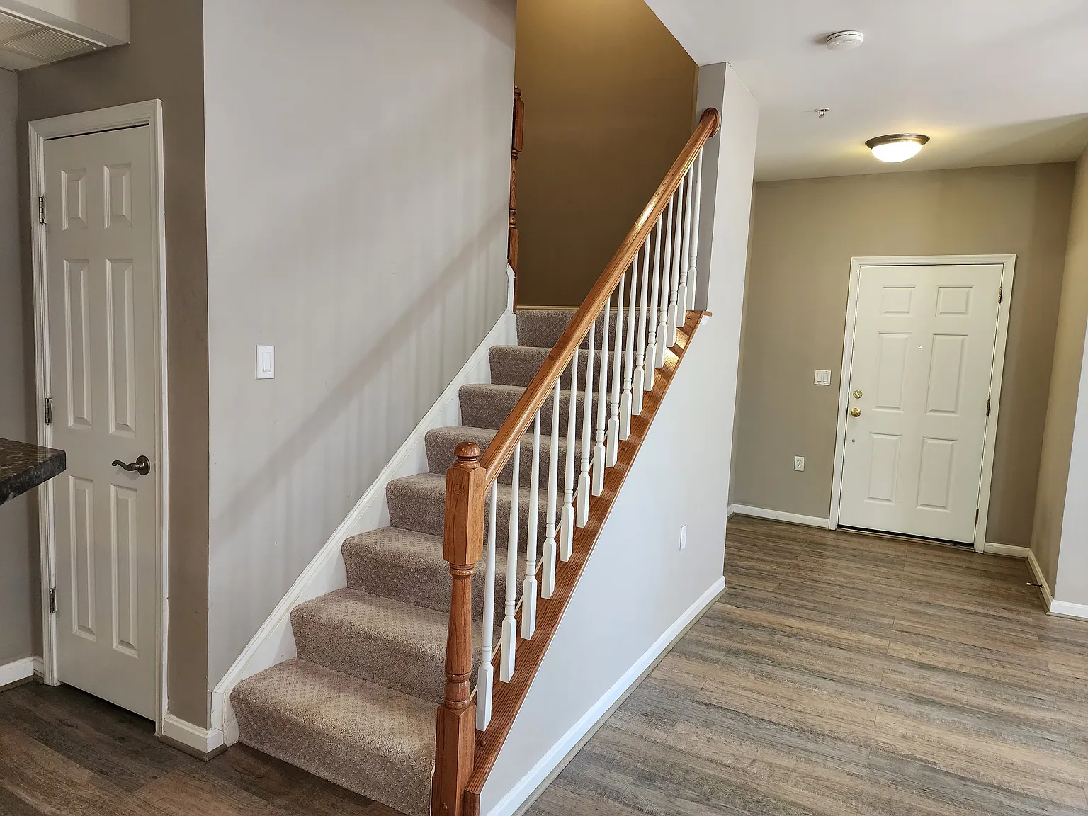 3 bed, 1775 sqft, $2,950 — Photo 4
