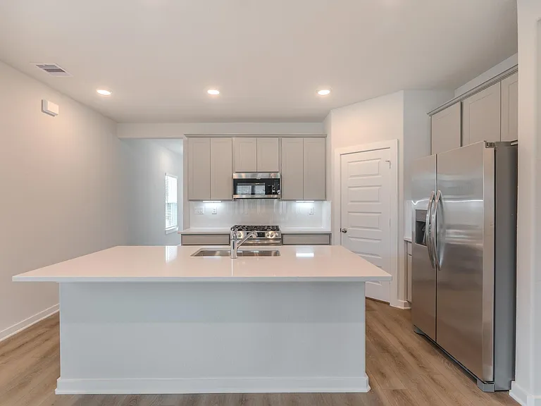 8555 Blueberry Ash St — Photo 10
