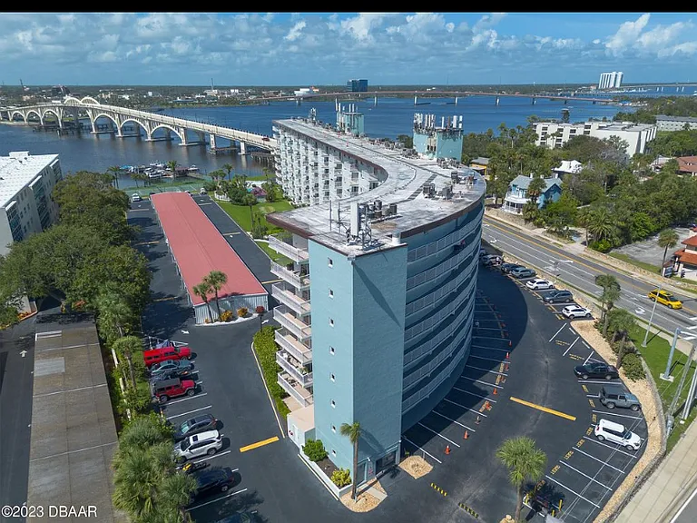 100 Silver Beach Ave — Photo 12