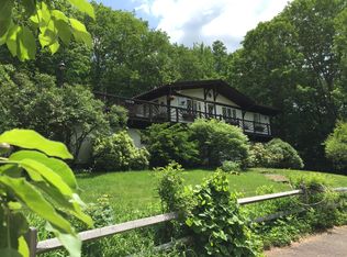 64 Black Bear Trl, Holderness, NH 03245