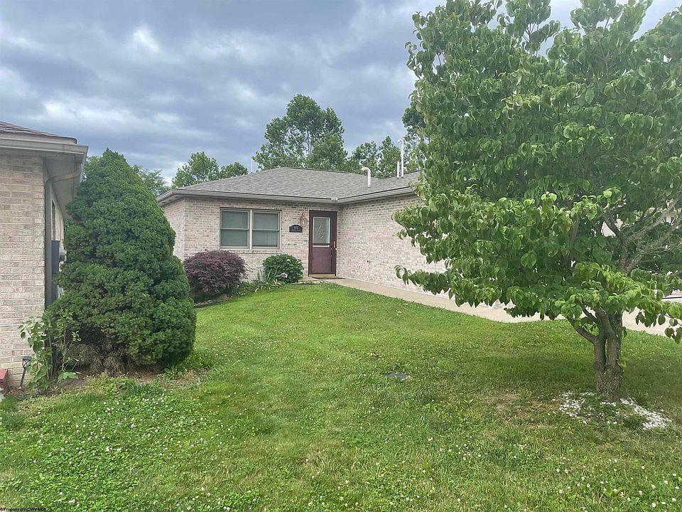 1st image of 602 Pierpont Heights Dr