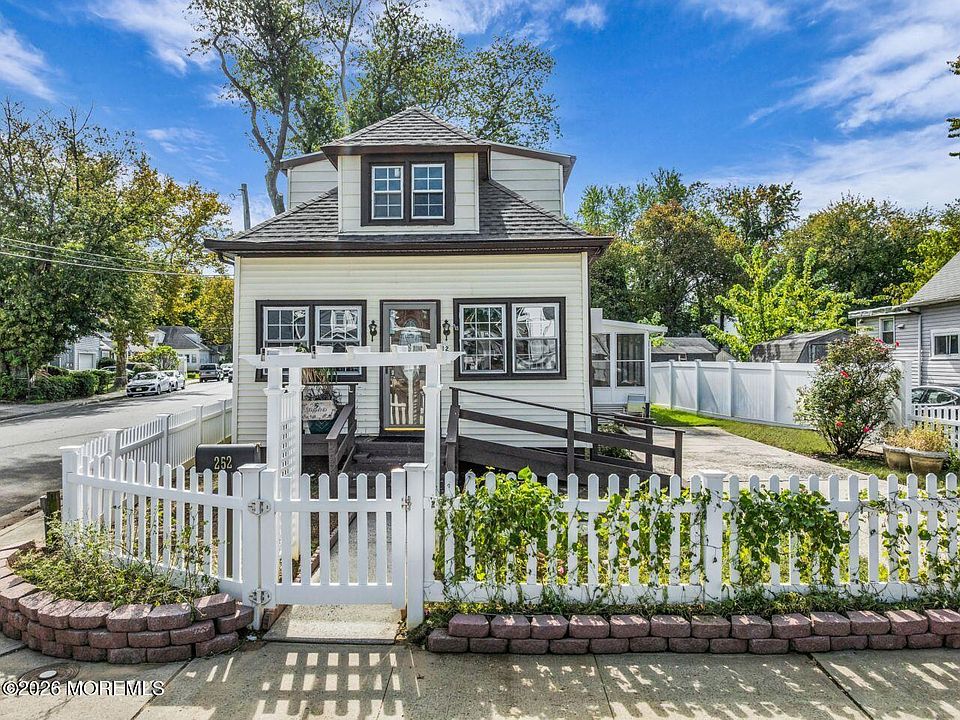 1st image of 252 Port Monmouth Road