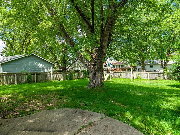 4th image of 4719 Cheshire Pl