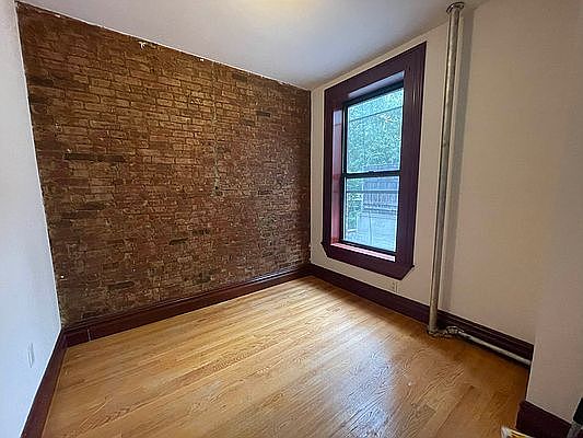 2nd image of 1093 2nd Ave #3RN