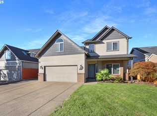 3450 Falcon Dr, Springfield, OR 97477