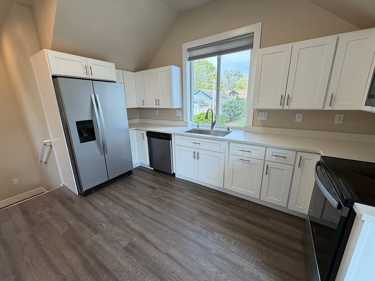 Utilities Included! 804 E Connecticut St Bellingham, WA — Photo 4