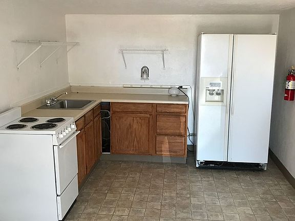 4th image of 416 Princeton Dr SE