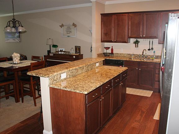 2nd image of 7061 Pemmbrooke Shire Ln