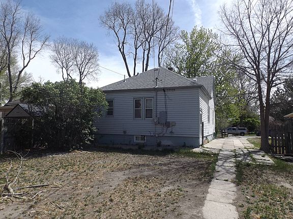 5th image of 820 Big Horn Ave