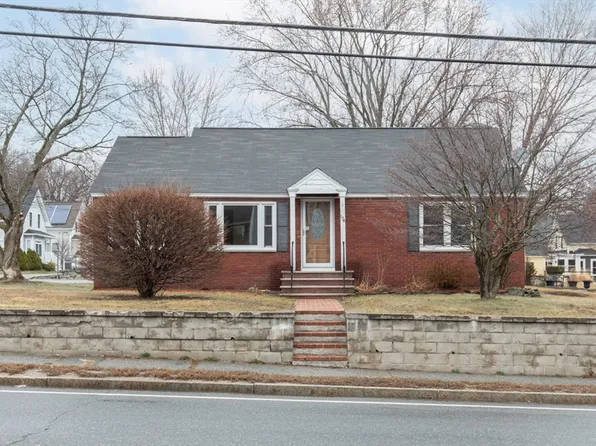 174 Pleasant St, Dracut, MA 01826