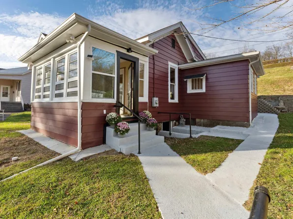 445 W Francis St, Grafton, WV 26354