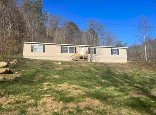 143 Parsons Rd, Crown City, OH 45623