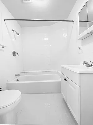 Rented by Coda Real Estate NYC | media 32