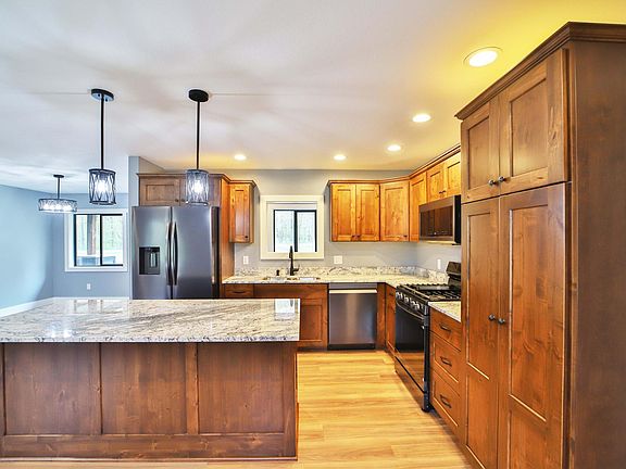 2nd image of 10722 Brayton Rd