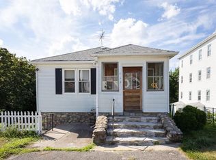 115 Orient St, Worcester, MA 01604
