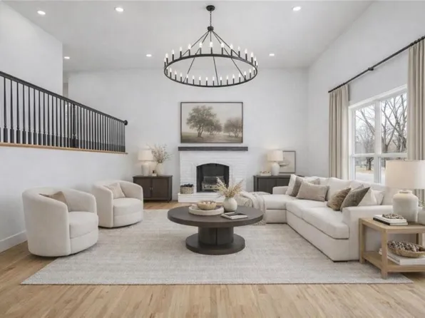 9901 Countryside Rd, Lenexa, KS 66215