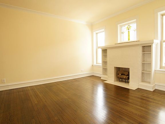 4th image of 3449-53 W Schubert Ave #3453-2