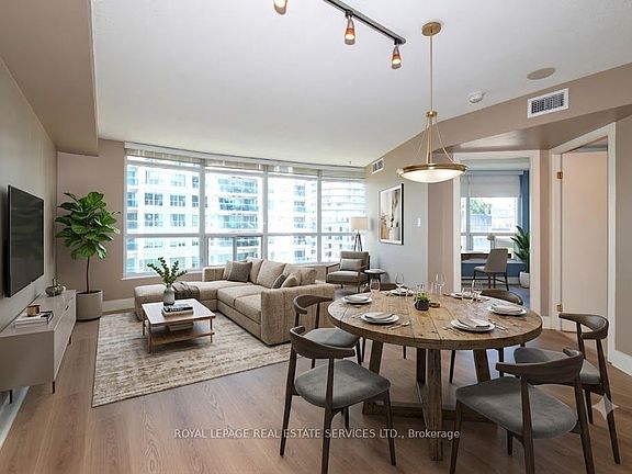 3rd image of 550 Queens Quay W #707