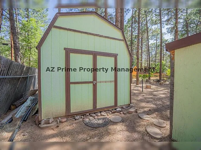 5383 Glenwood Ln — Photo 29