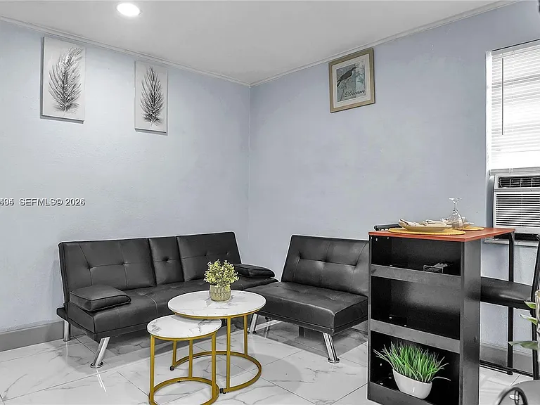 6036 Polk St #1 — Photo 6
