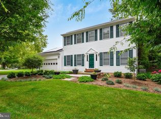 17062 Briardale Rd, Rockville, MD 20855