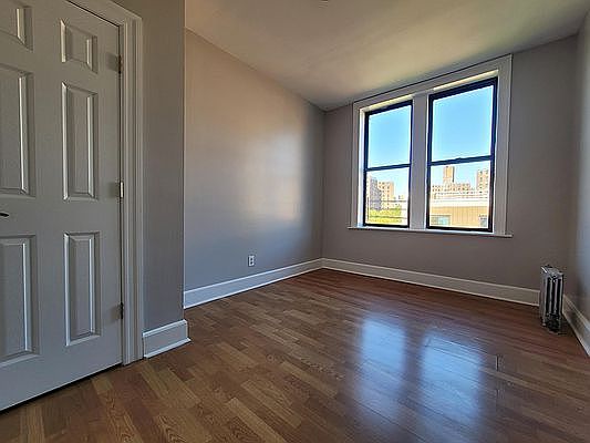 2nd image of 2 W 111th St APT 5B
