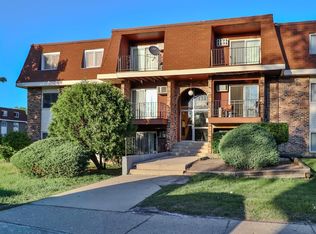 1085 Valley Ln APT 216, Hoffman Estates, IL 60169