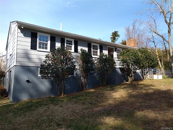 2nd image of 130 Barker Ave