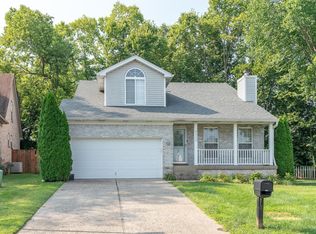8600 Chelmer Ln, Louisville, KY 40220