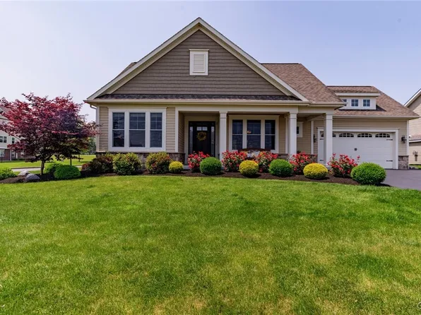 3389 Long Shadow Dr, Baldwinsville, NY 13027