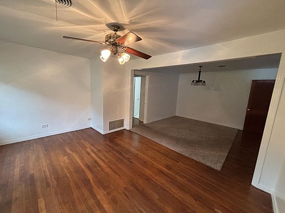 2nd image of 1705 Lotus Ln