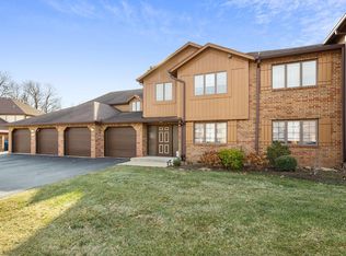 7931 Lakeview Ct #1B, Palos Heights, IL 60463