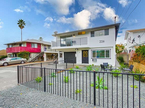 4th image of 226 N Citrus Ave #D