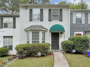 1016 Huntington Trce SE, Smyrna, GA 30082