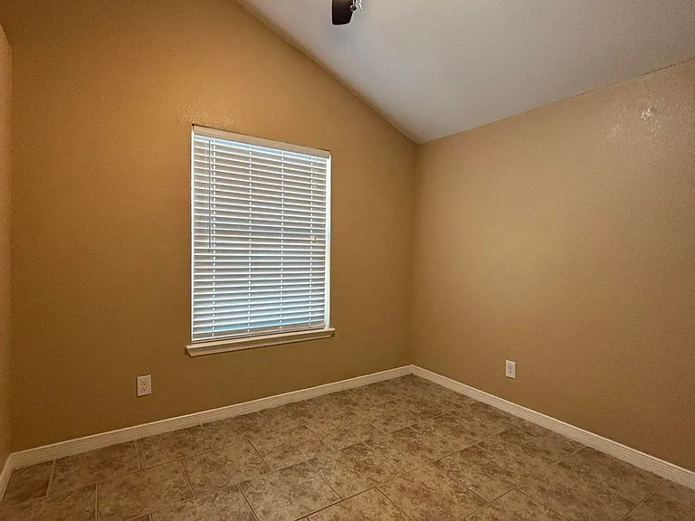 11837 Jim Ryan Ln — Photo 7