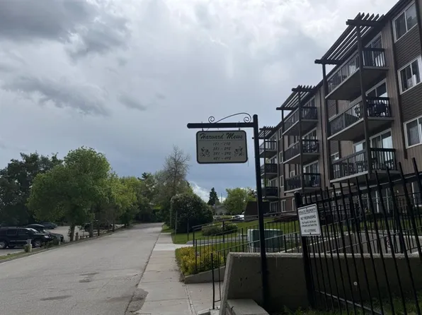 8948 E Elbow Dr SW #482, Calgary, AB T2V 0H9
