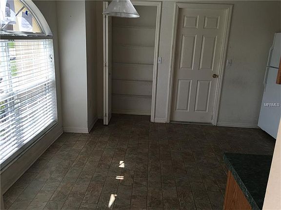 4th image of 521 Monaco Dr