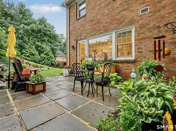 55 Heritage Hill Road #55, New Canaan, CT 06840