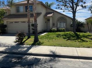 29175 Stonegate Ln, Highland, CA 92346